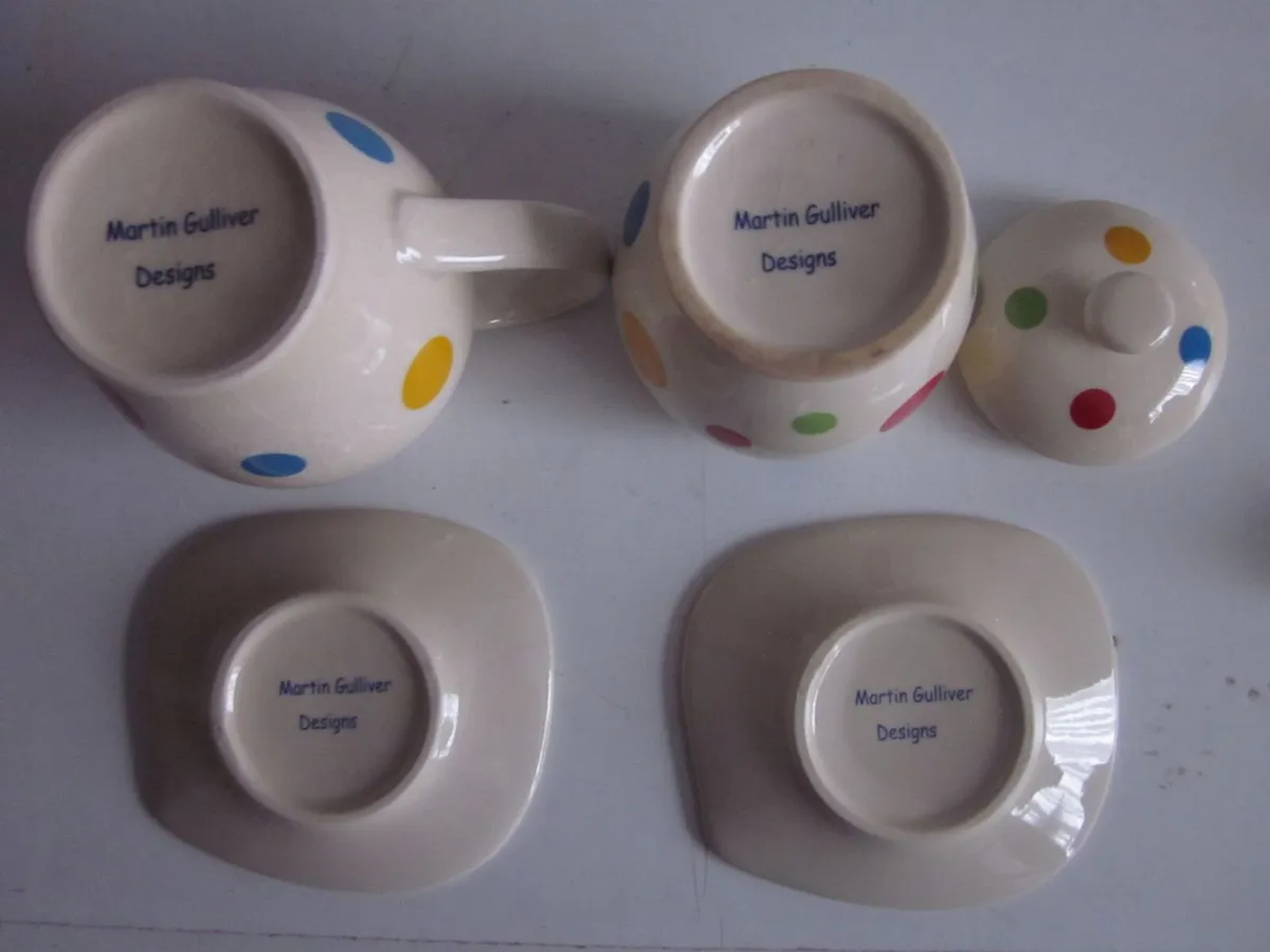 Martin Gulliver Polka Dot Teapot/Cups/Jug/Sugar - Image 3