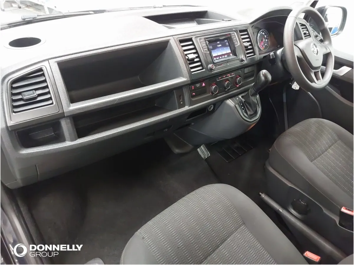 Volkswagen Transporter Shuttle T30 Swb Diesel SE - Image 2