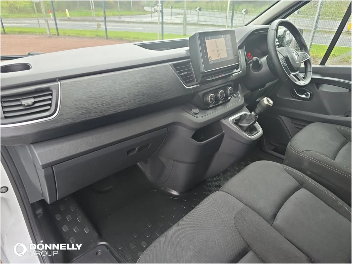 Renault Trafic Lwb Diesel Extra - Image 4