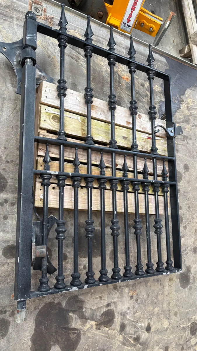 Heavy Duty Gate For Sale - Image 1