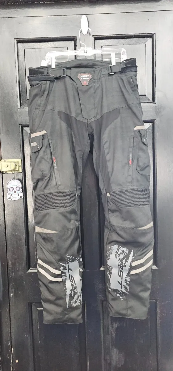 RST Motorcycle Suit - Image 2