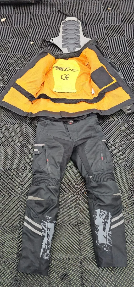 RST Motorcycle Suit - Image 4