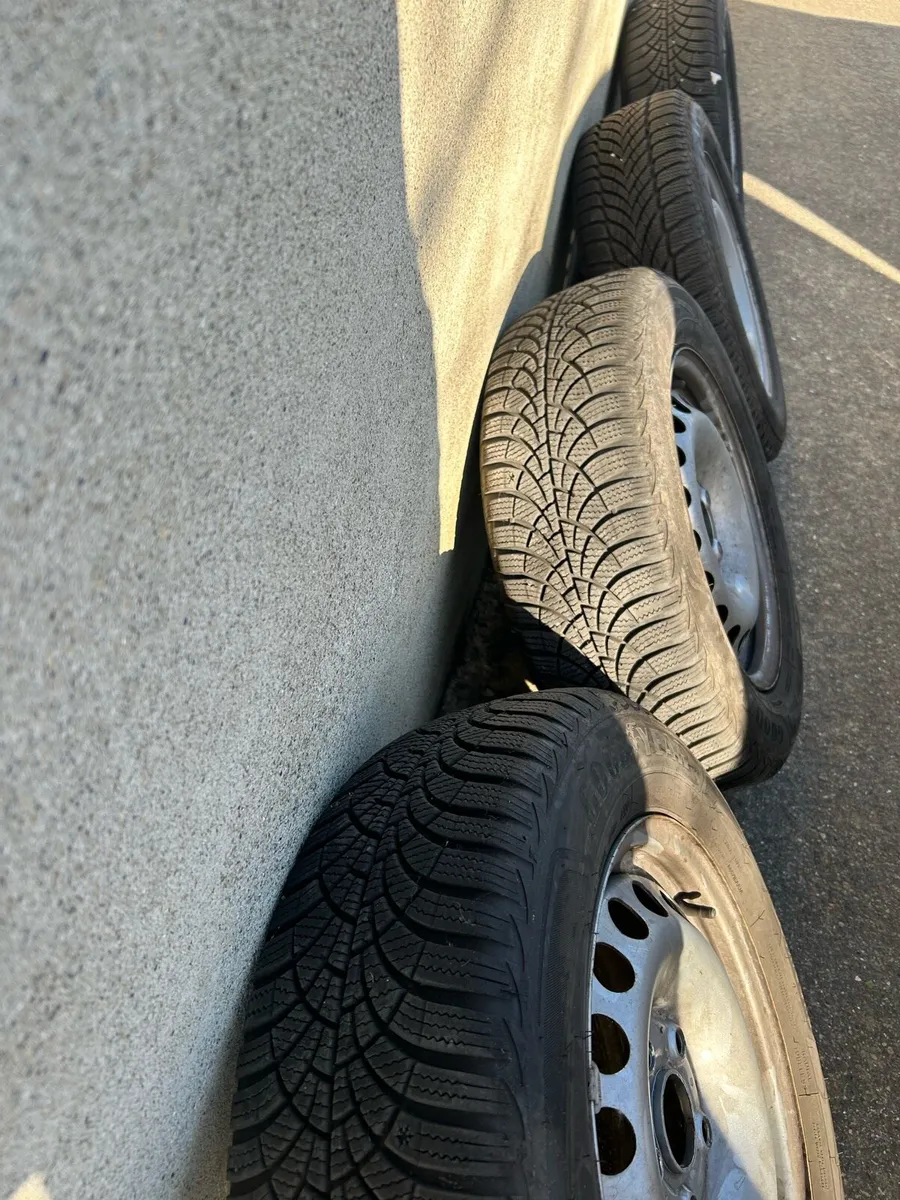 Goodyear 195/65r15 95T - Image 2