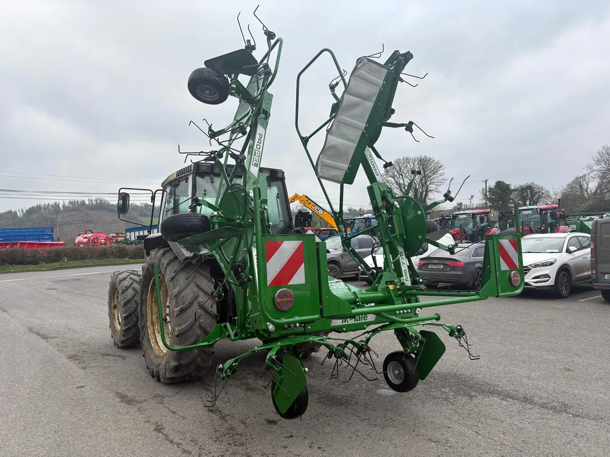 MCHALE 6 ROTOR TEDDER - Image 2