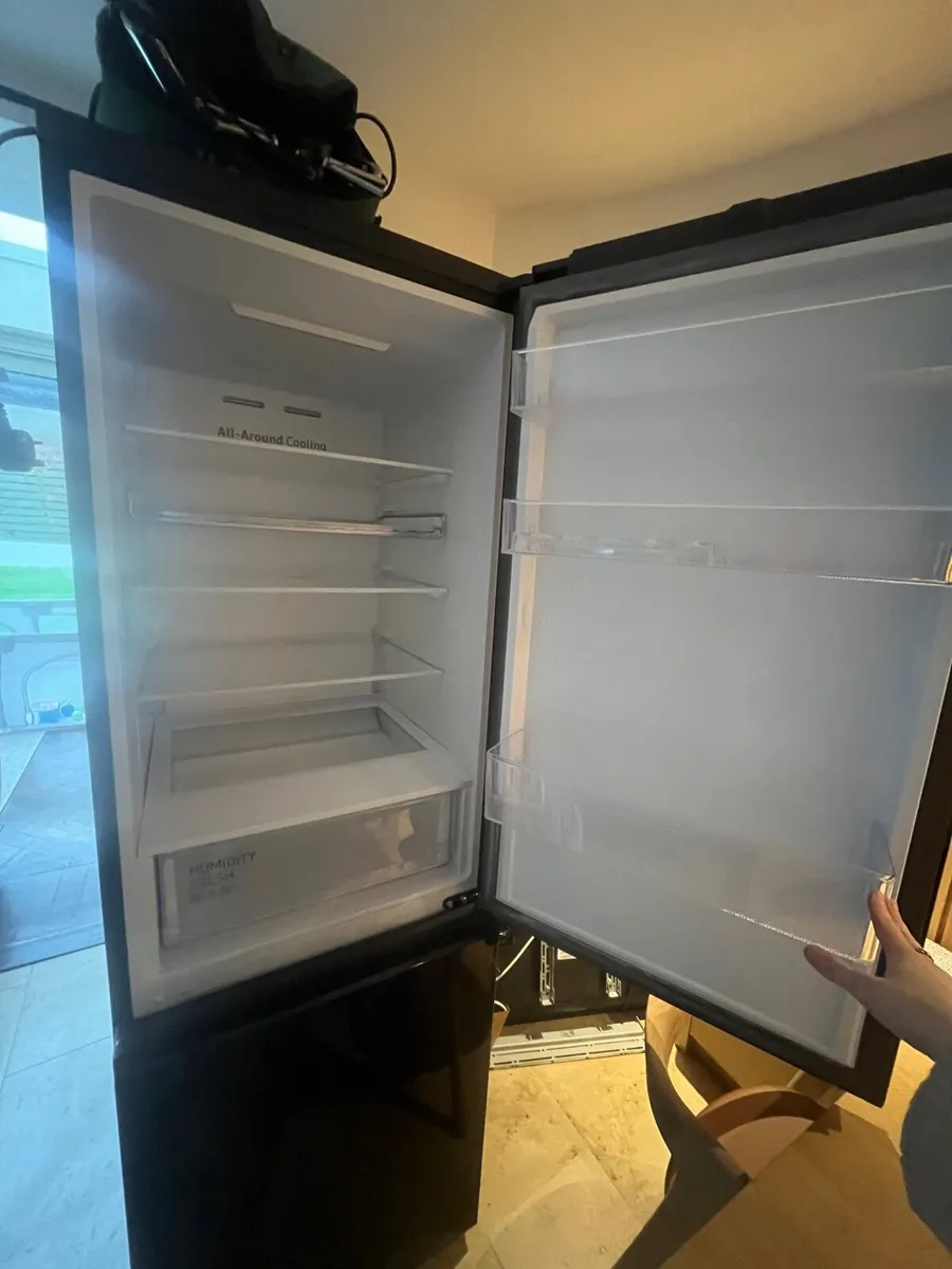 Samsung Fridge/Freezer - Image 1