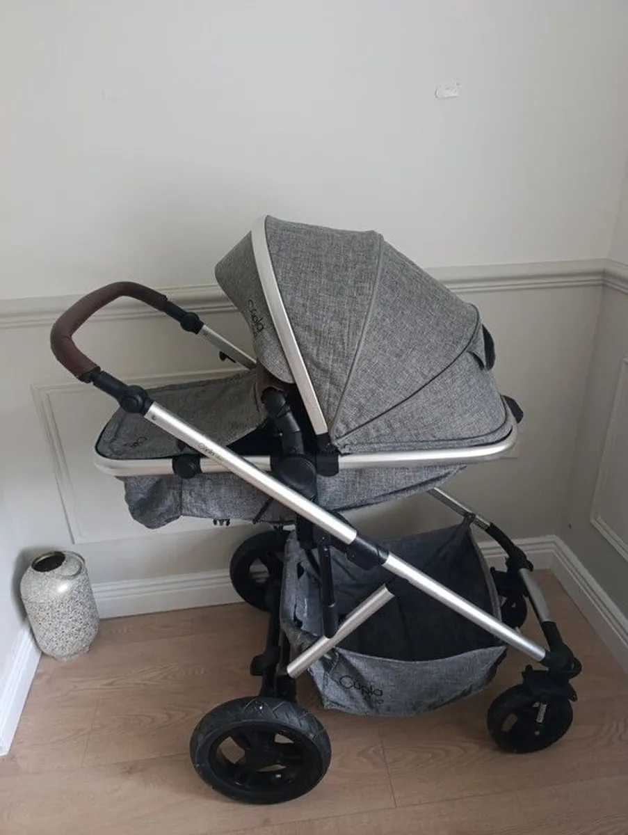 Cupla Duo Pram - Image 1