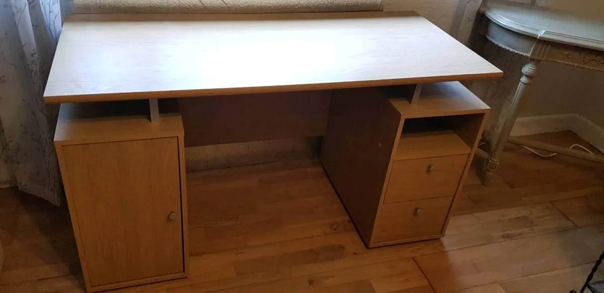 Office / homework desk