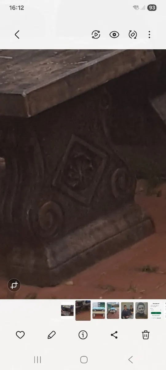 Stonecast outdoor dining set - Image 3