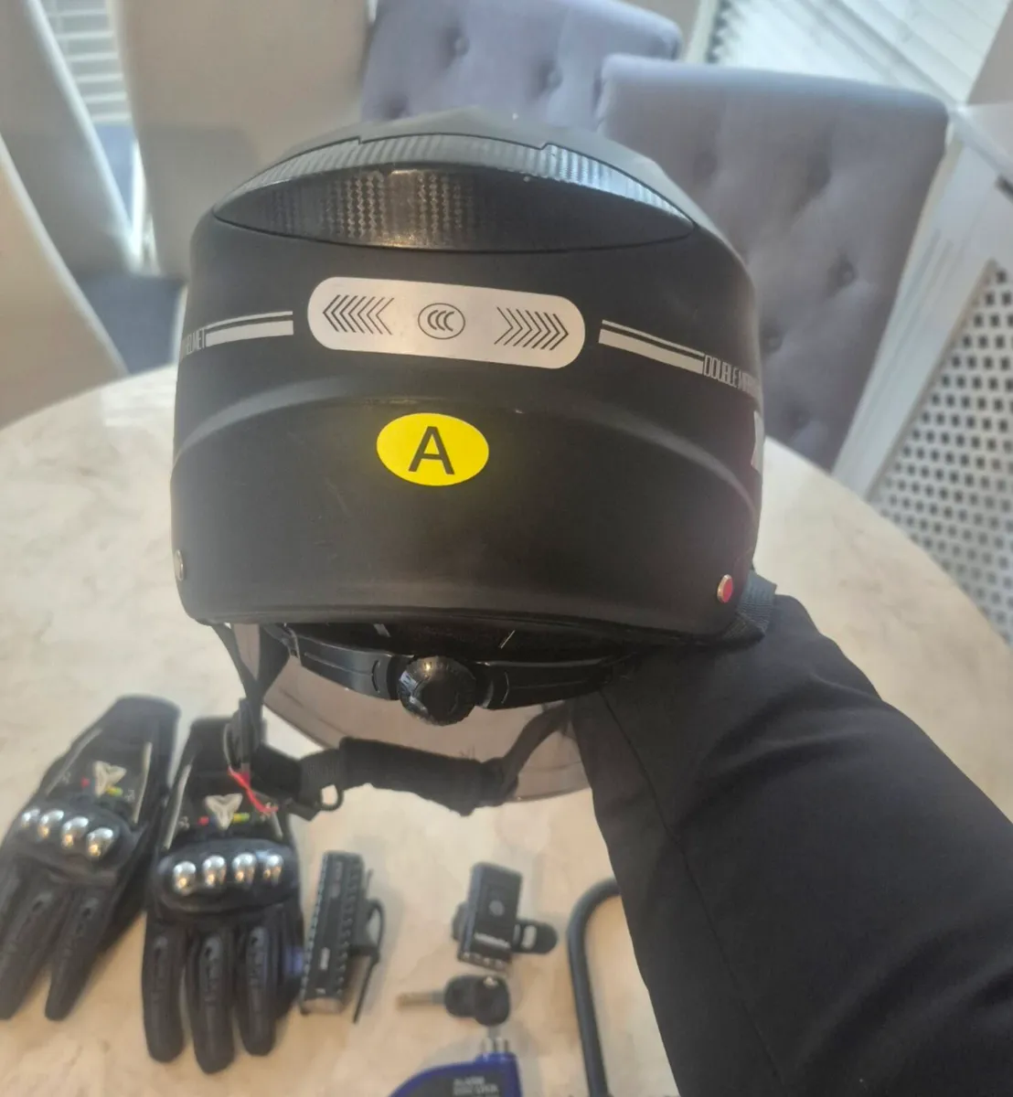 JOB LOTS BICYCLE KITS BIKE HELMET AND GLOVES BIKE - Image 2