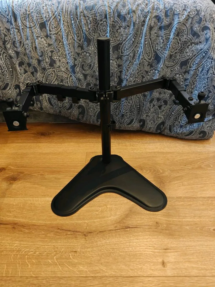 VonHaus Dual Monitor Stand 13–32" VESA Mount - Image 1