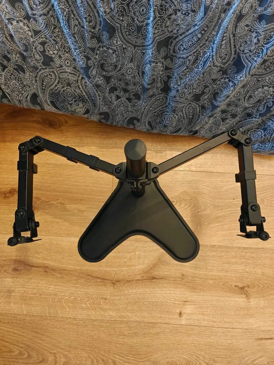 VonHaus Dual Monitor Stand 13–32" VESA Mount - Image 2