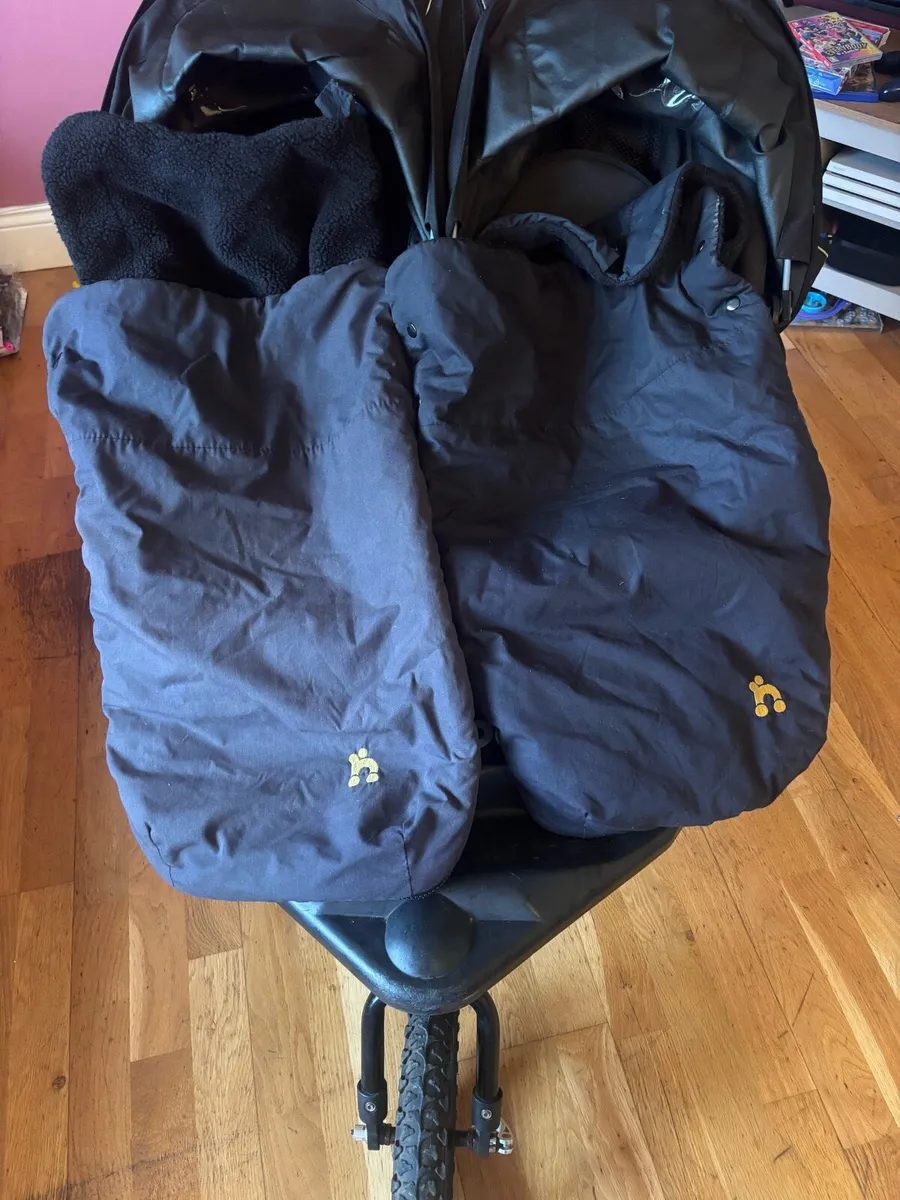 Out n about double - Image 1