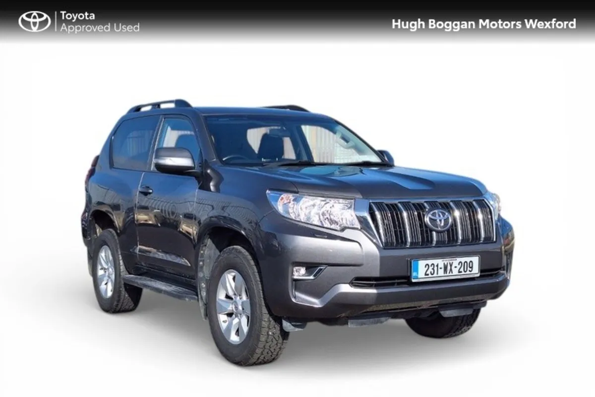 Toyota Land Cruiser SWB AUTOMATIC, ONE OWNER JEEP! - Image 1