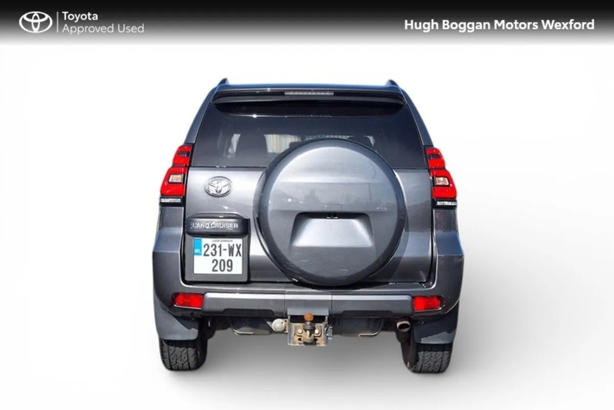 Toyota Land Cruiser SWB AUTOMATIC, ONE OWNER JEEP! - Image 4