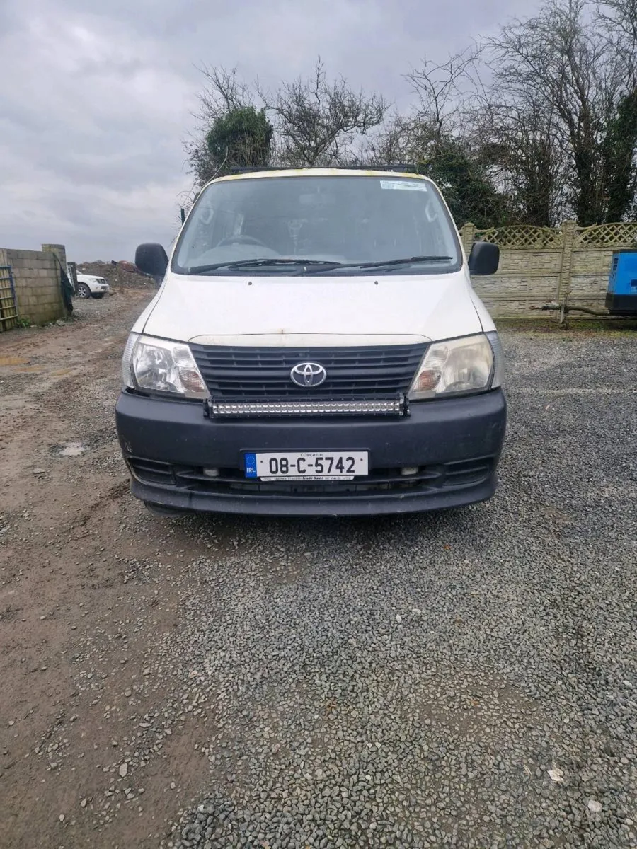 Toyota hiace - Image 2
