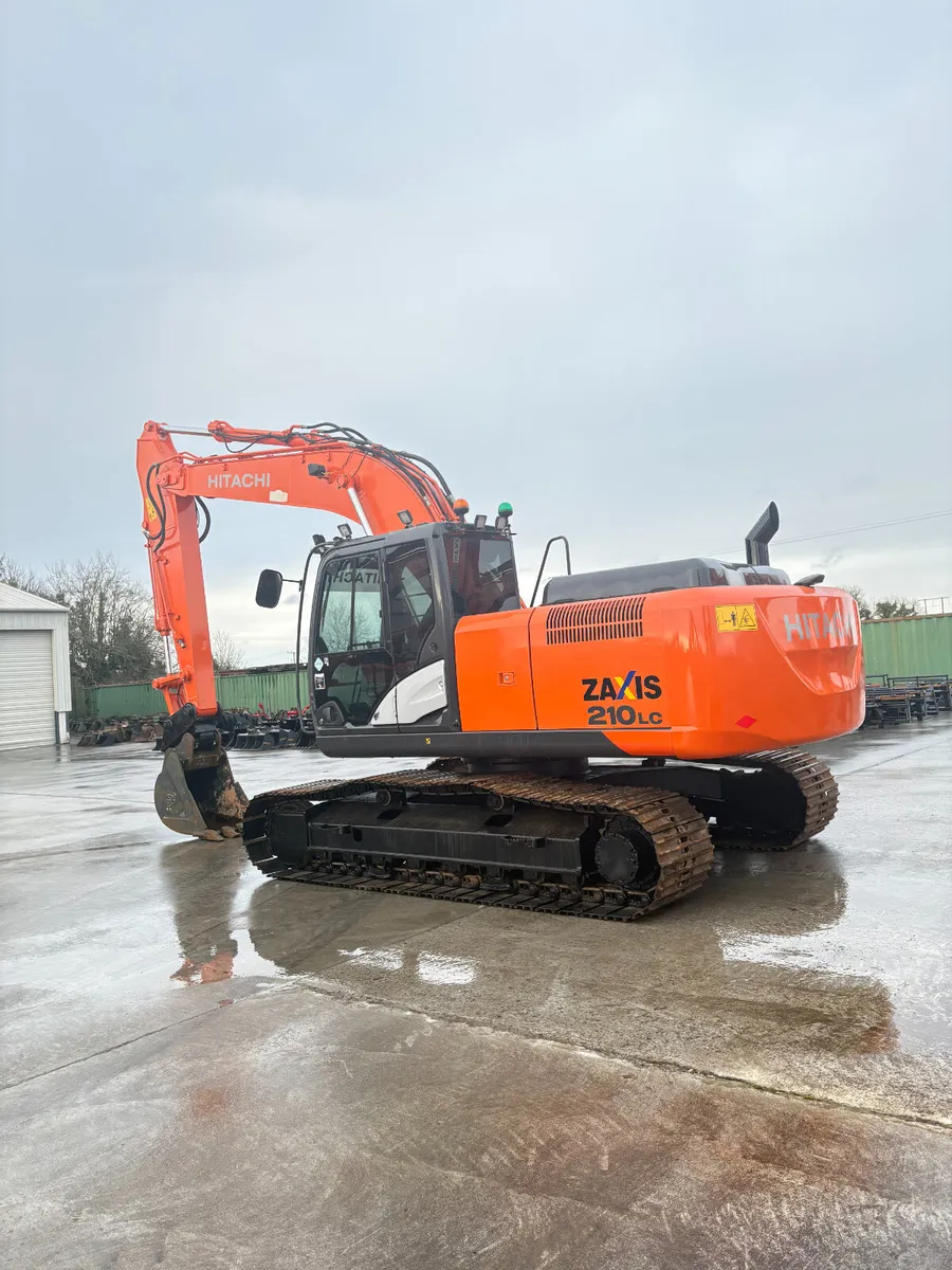 HITACHI ZX210-5 - Image 4