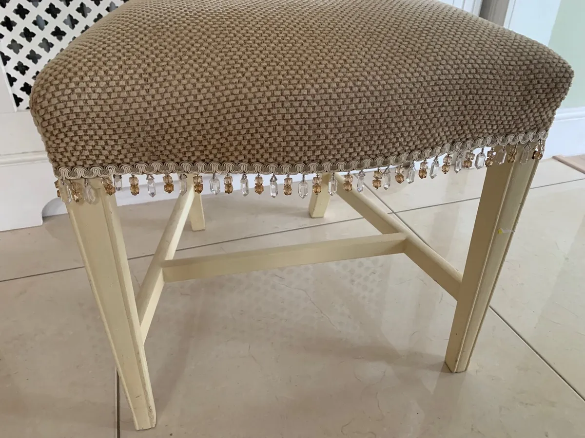 Hepplewhite Style Chair - Image 2