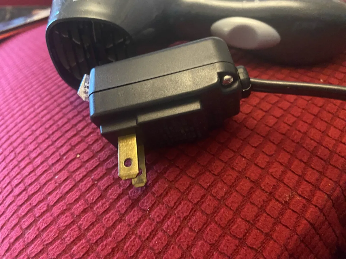 Revlon 1600 Hair a dryer (with US plug) - Image 2