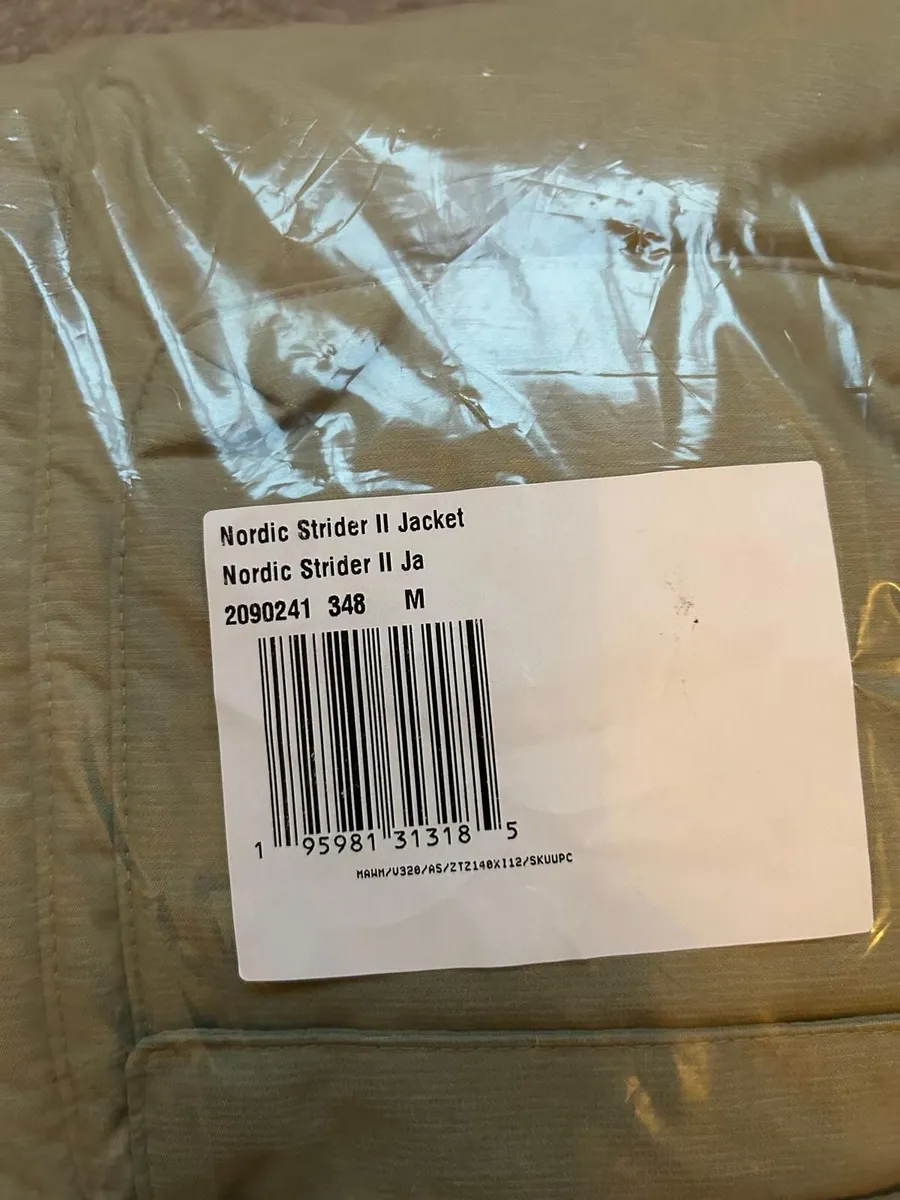 Columbia Girls Winter Jacket - BRAND NEW - Image 3