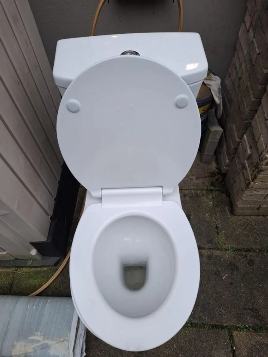 Toilet - Image 1