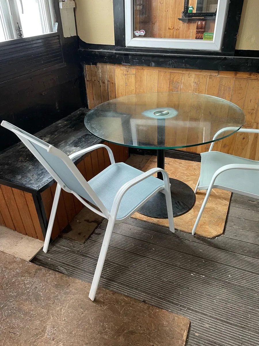 Garden. / Patio Table & 4 Chairs - Image 2