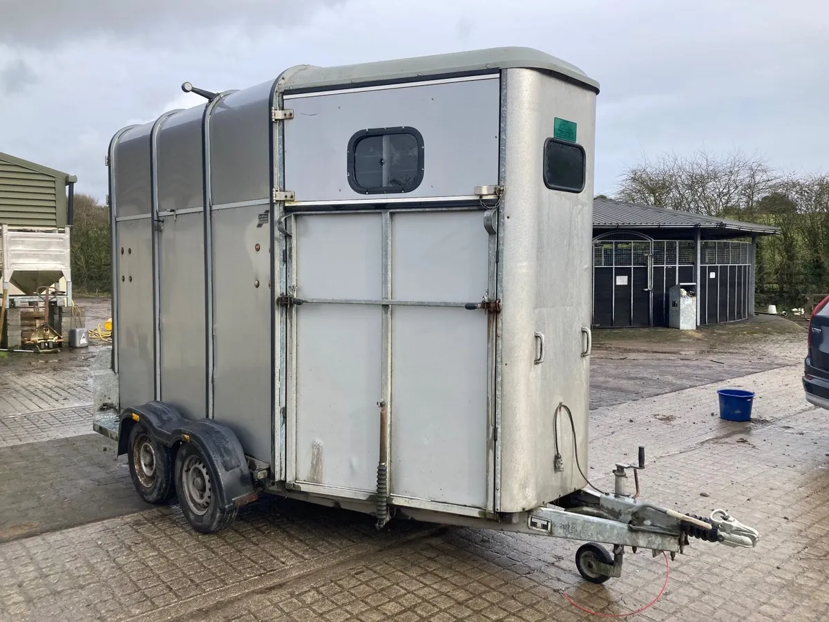Horse box Ifor Williams - Image 3