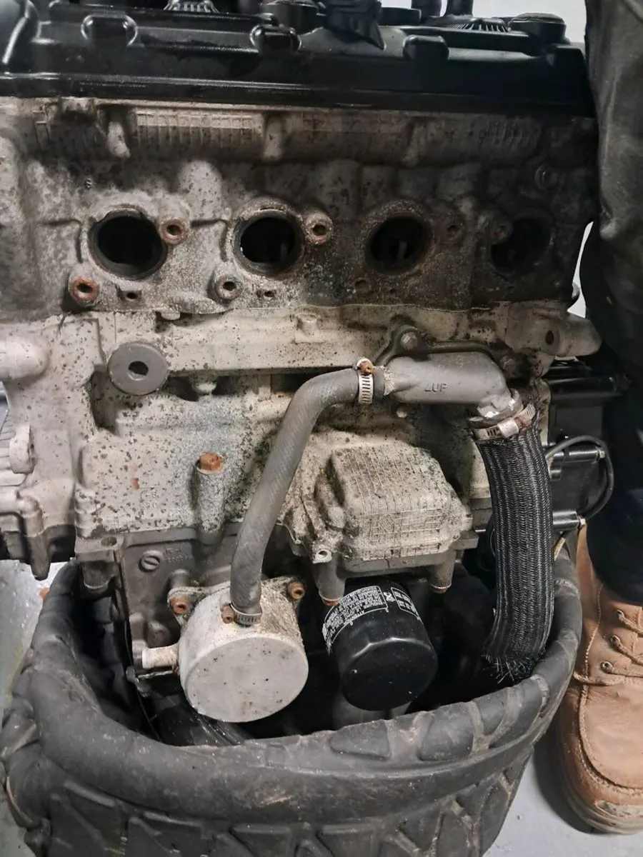 Gsxr 750 k series engine - Image 4