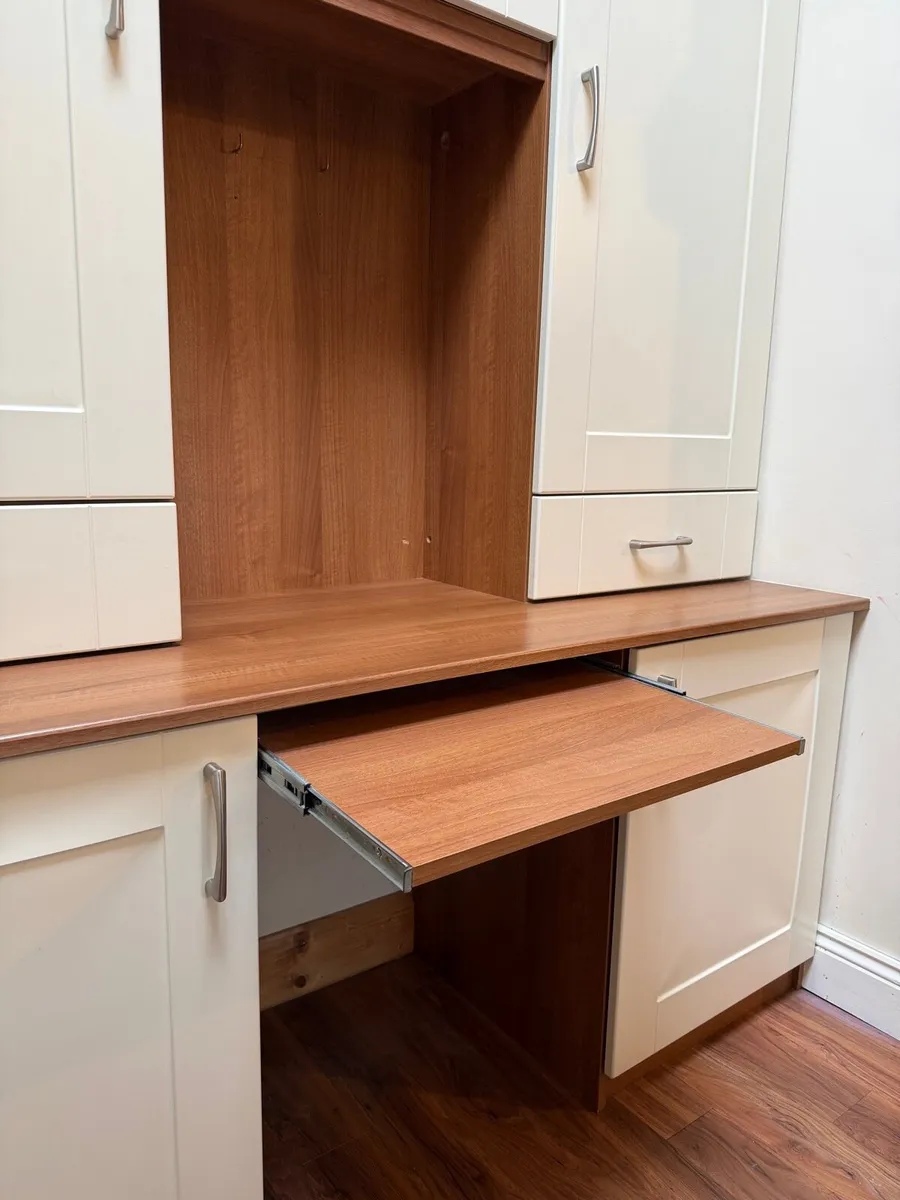Wardrobe / Office Desk / Vanity Unit - Image 3