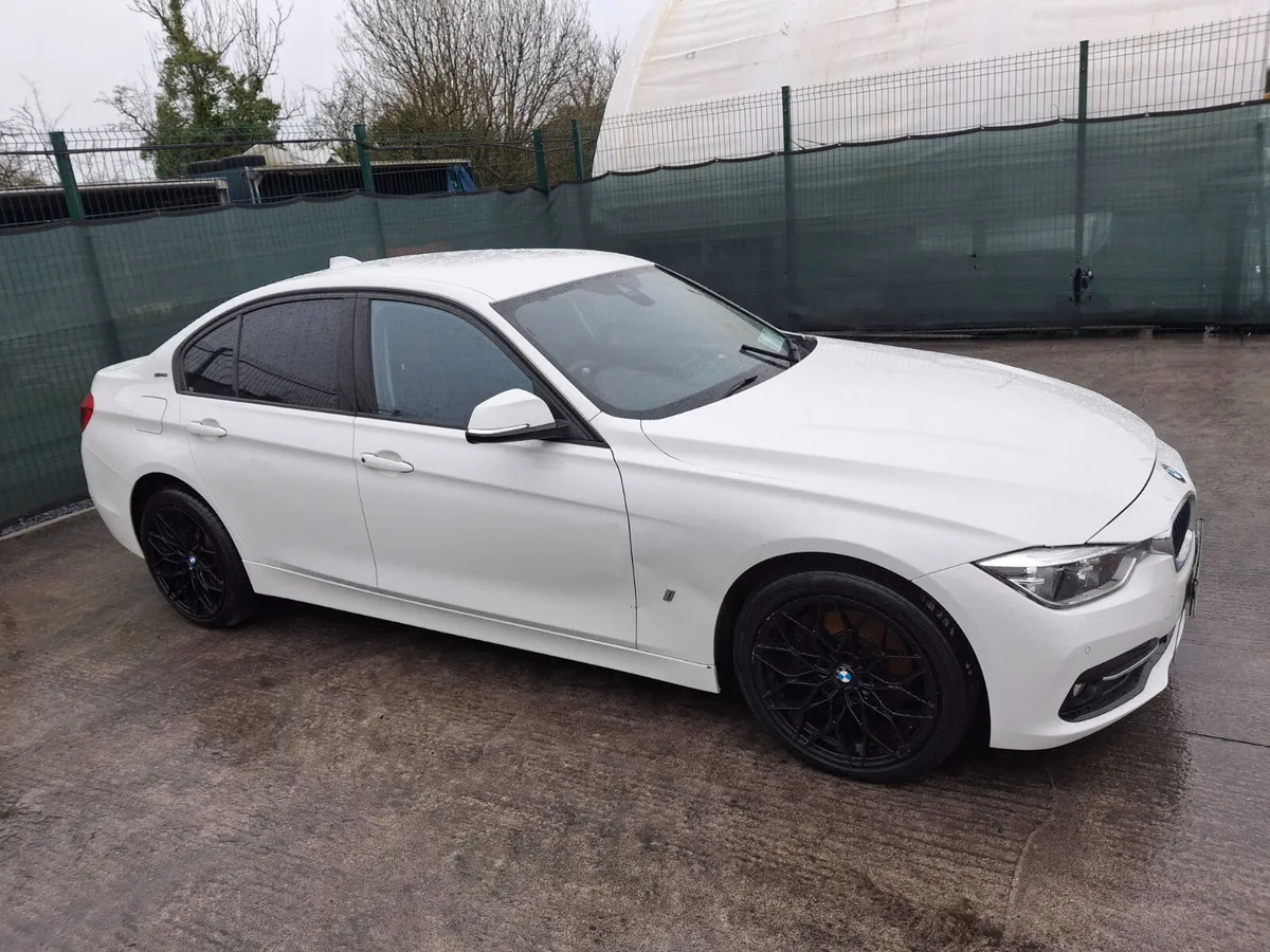 2018 Bmw 330E  2.0 Hybrid  Automatic - Image 1