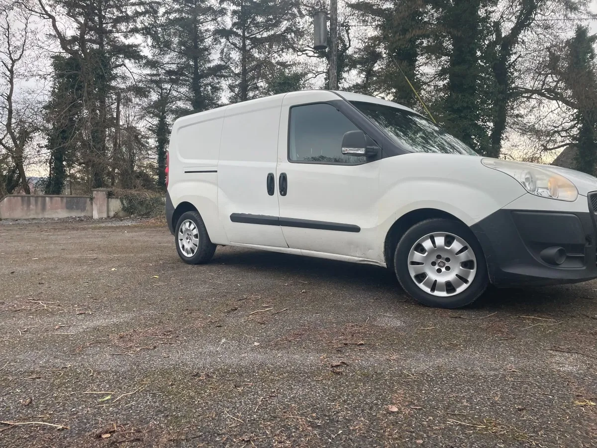 Fiat Doblo 2014 - Image 2