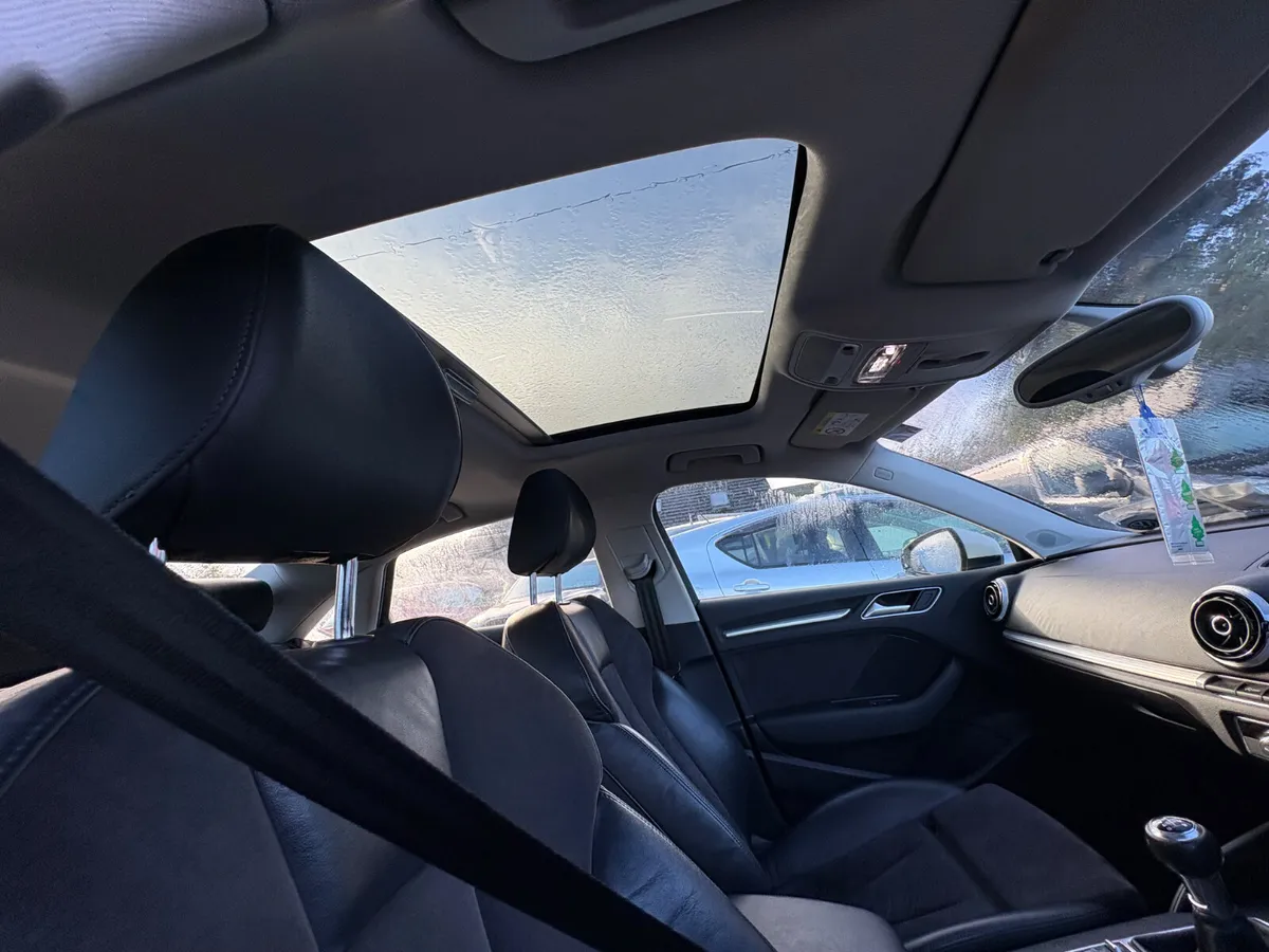 132 Audi A3 Saloon 2.0 Tdi S-Line - Image 4