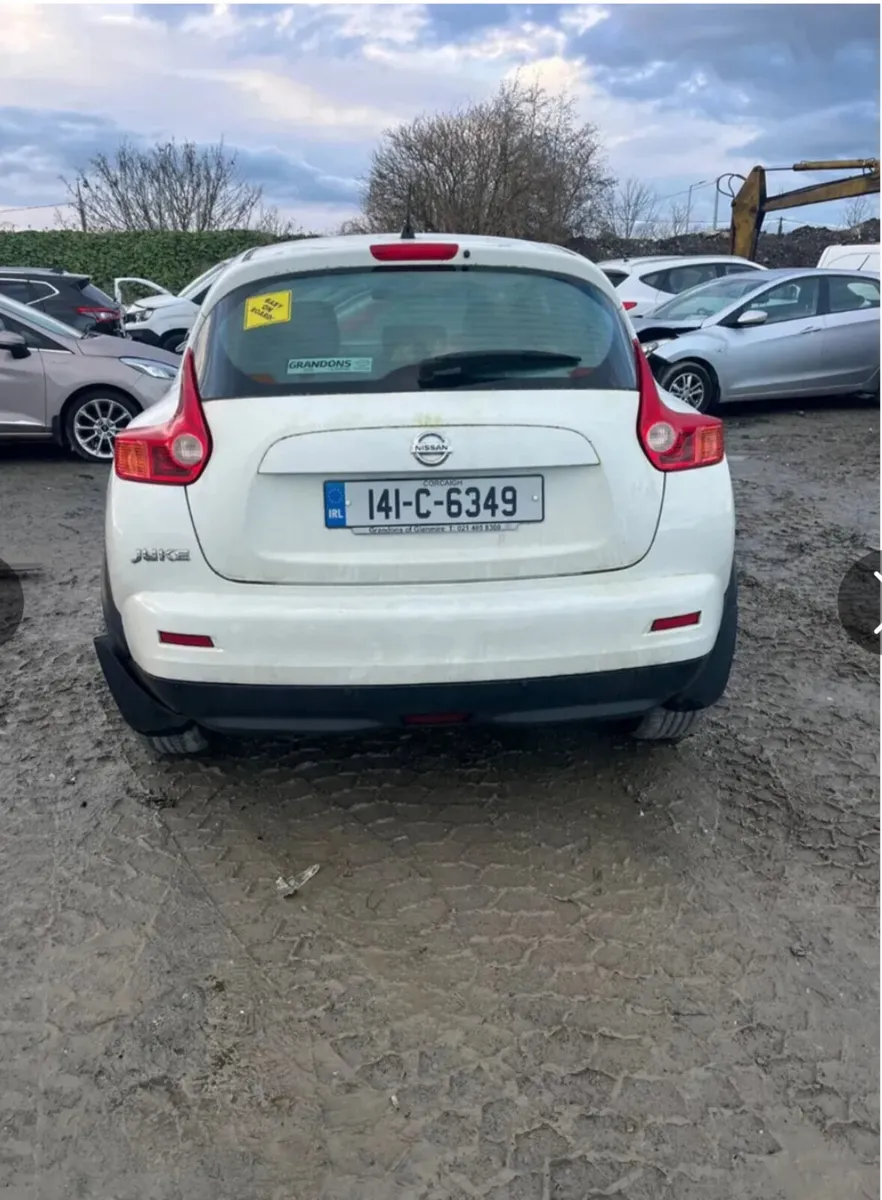 2014 Nissan Juke 1.6 Petrol drive away - Image 2