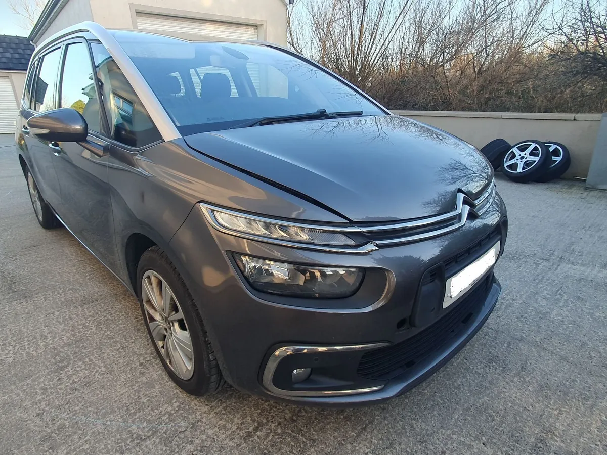 2017 Citroen C4 Grand Picasso Feel 1.6 BlueHDi - Image 1