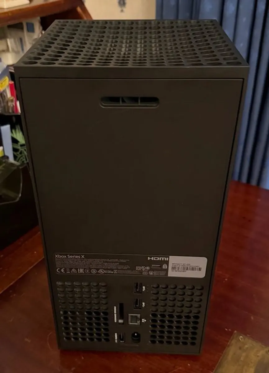Xbox Series X 1TB Console - Image 2