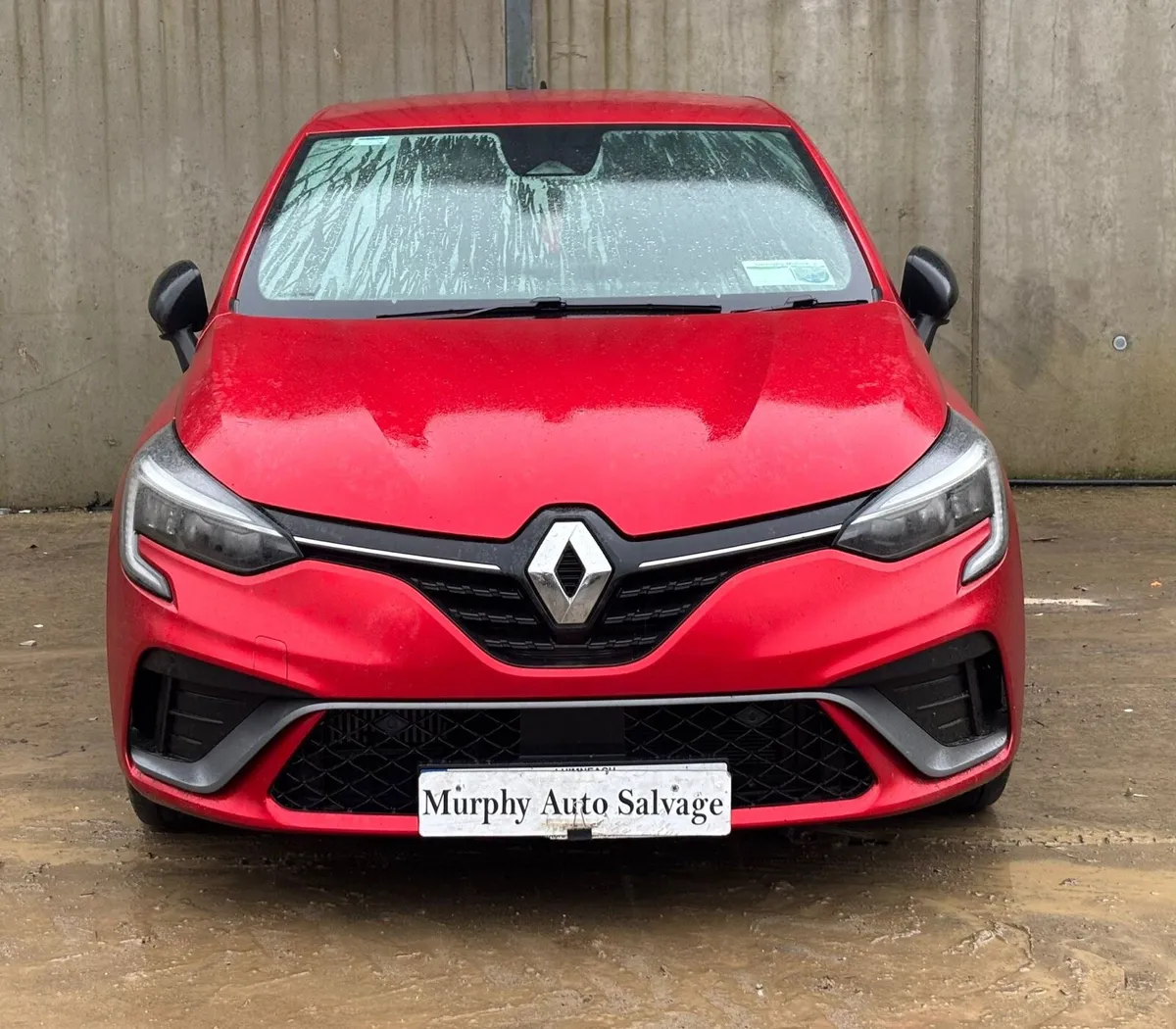 2023 Renault Clio for parts - Image 1