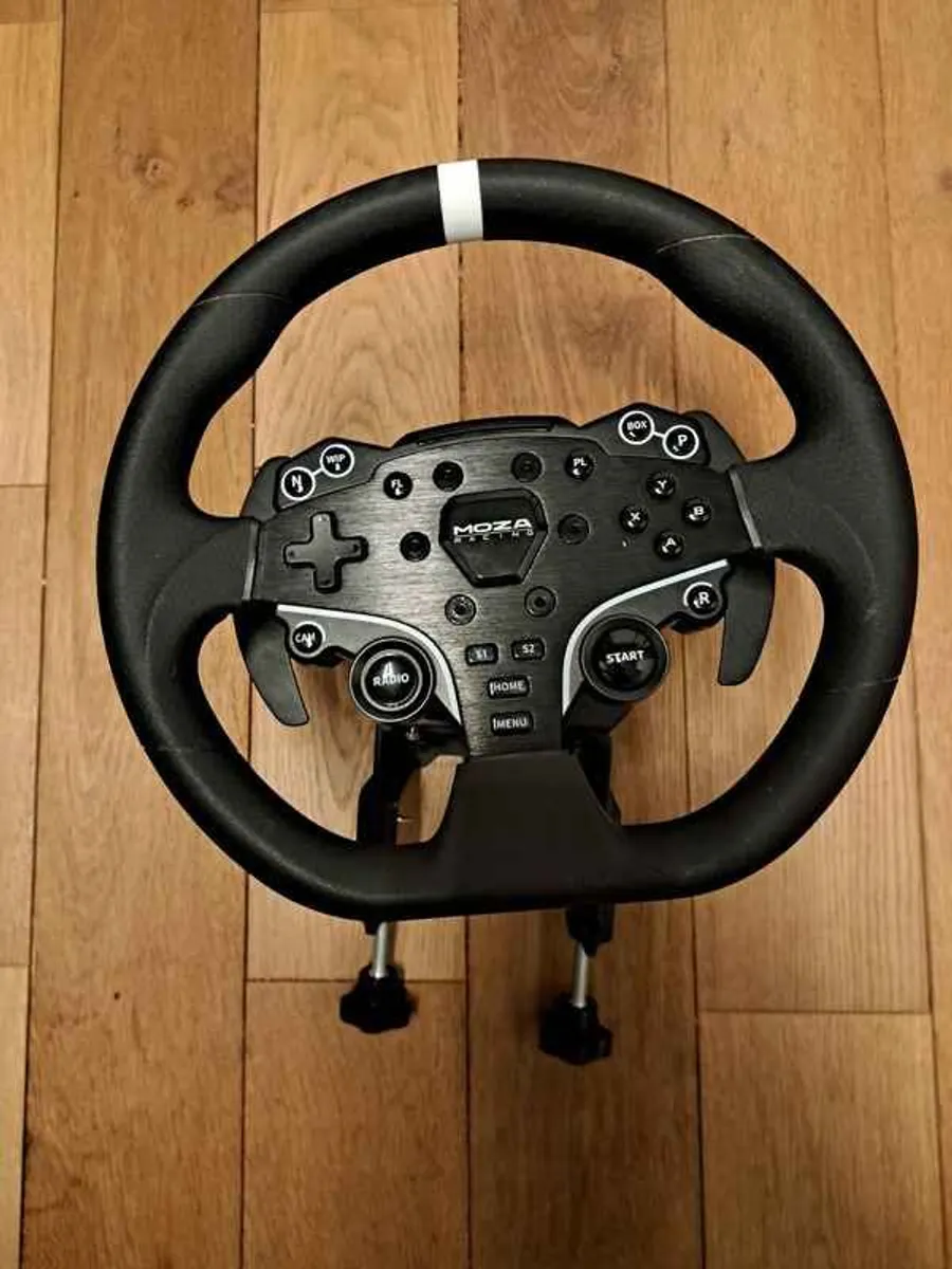 MOZA R3 Racing Wheel Pedal Bundle with Sequential Shifter and Clutch pedal addon - Image 2