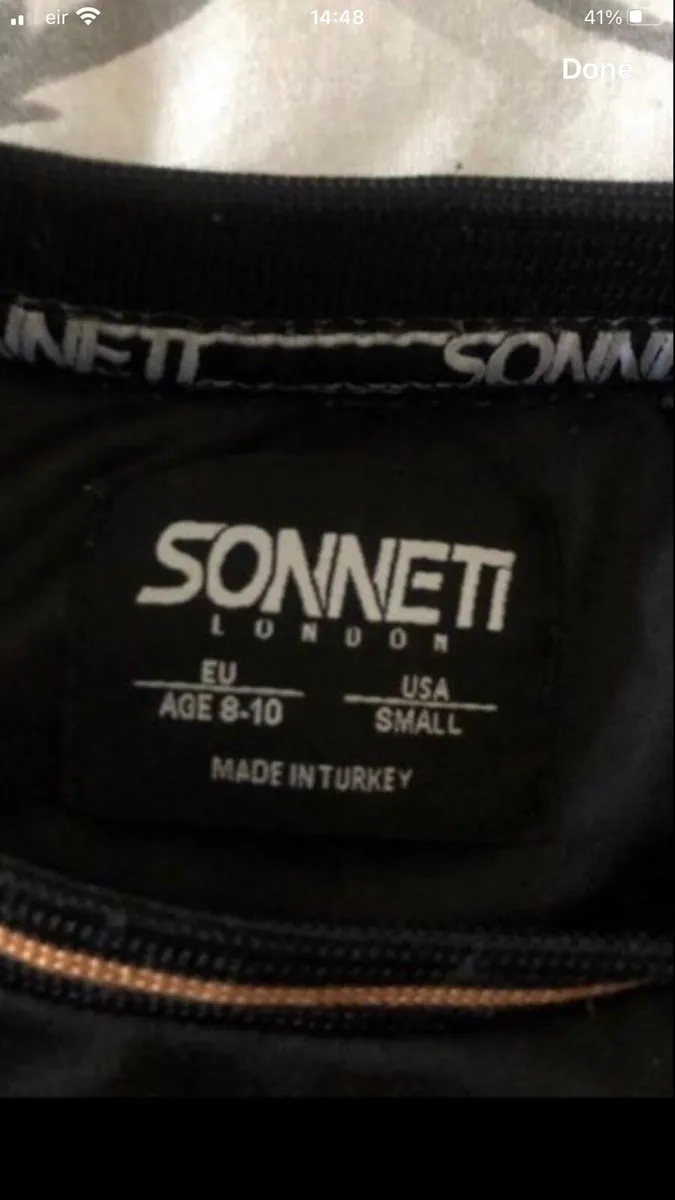 Boys Sonneti teeshirt age 8/10 €3 - Image 2