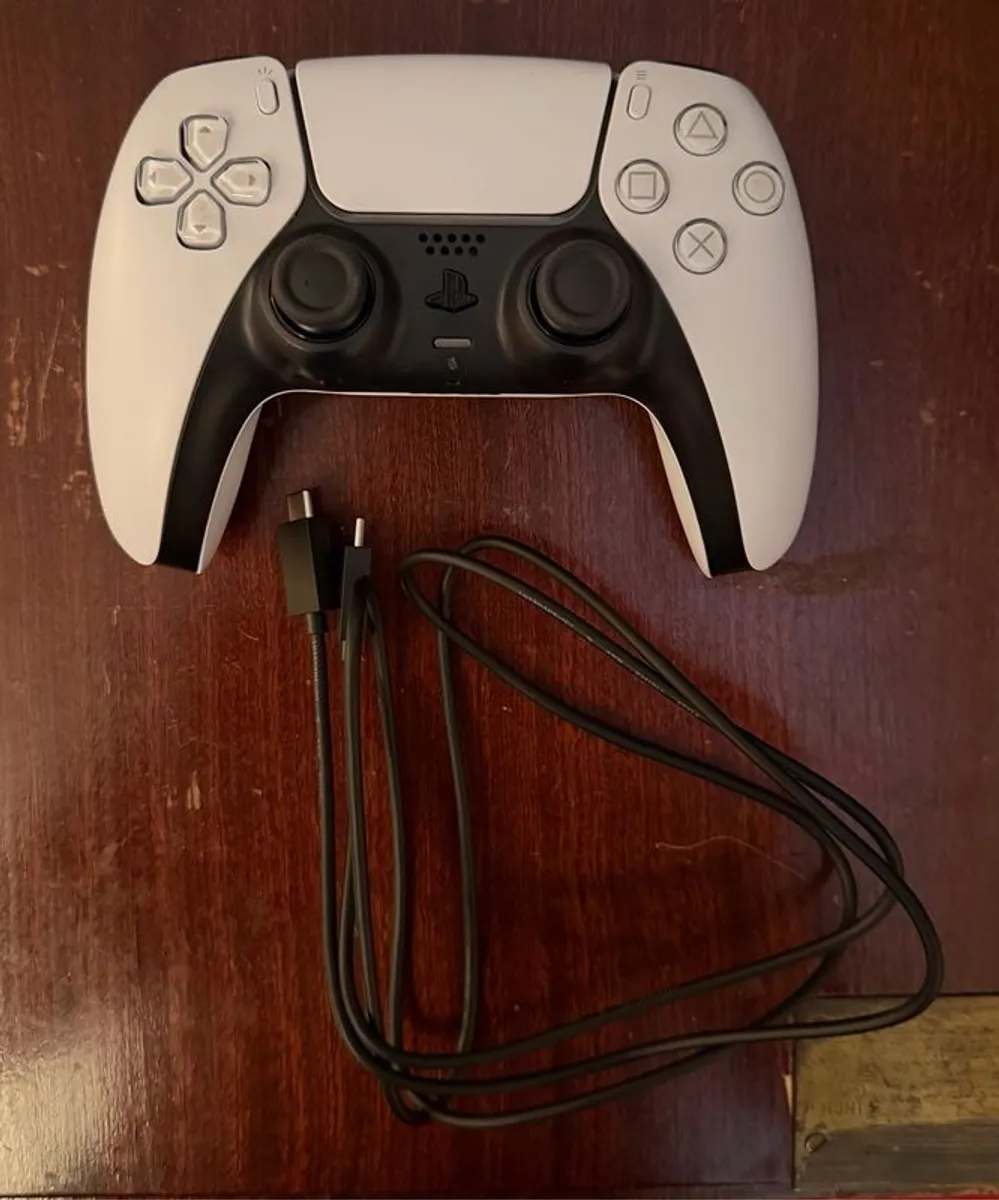 Playstation 5 Regular Disc Drive Edition - Image 3