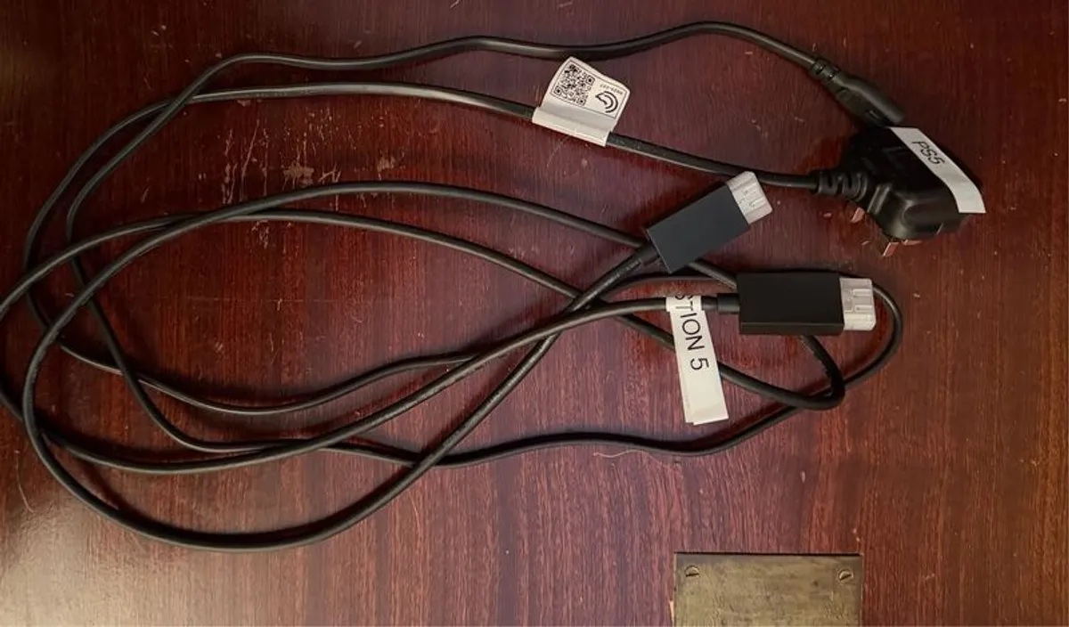 Playstation 5 Regular Disc Drive Edition - Image 4