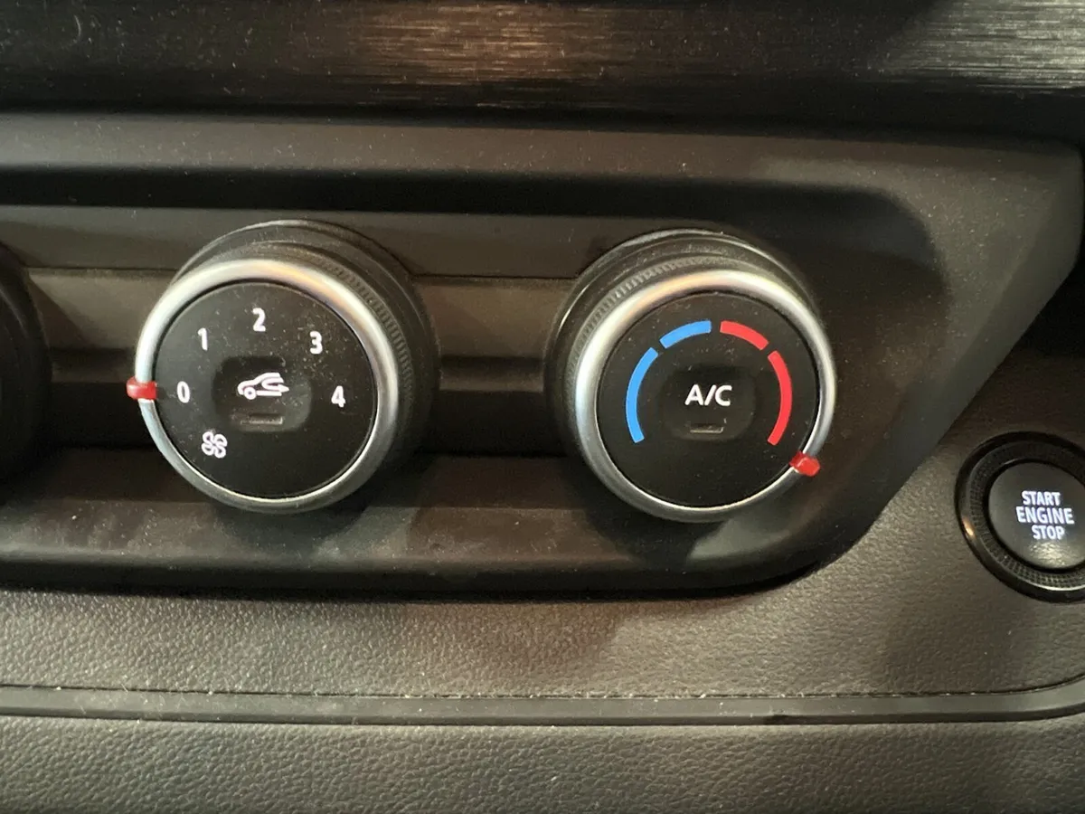 2024 Nissan Primastar Panel Van - Image 3