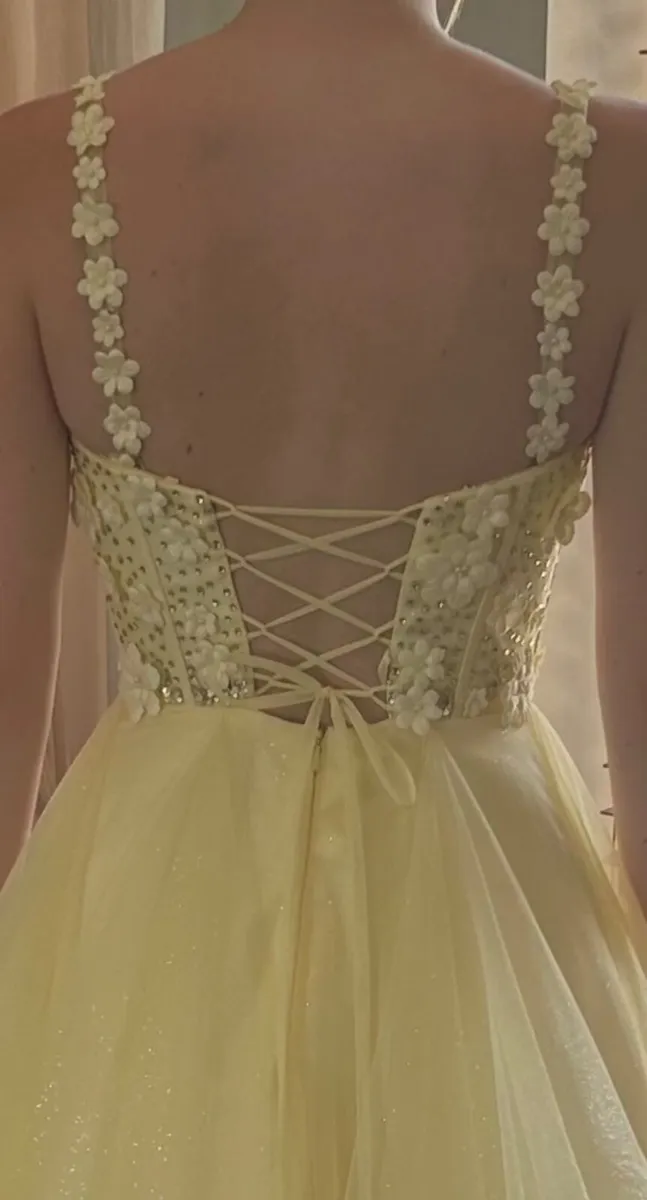 Debs dress - Image 3