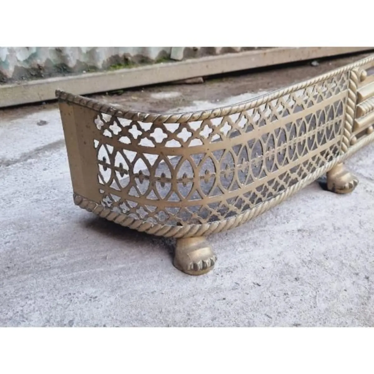 Brass Fire Fender KAS717 - Image 3