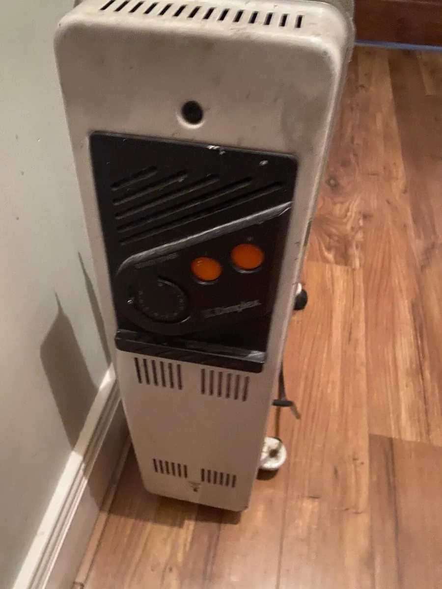 Dimplex storage heater - Image 2