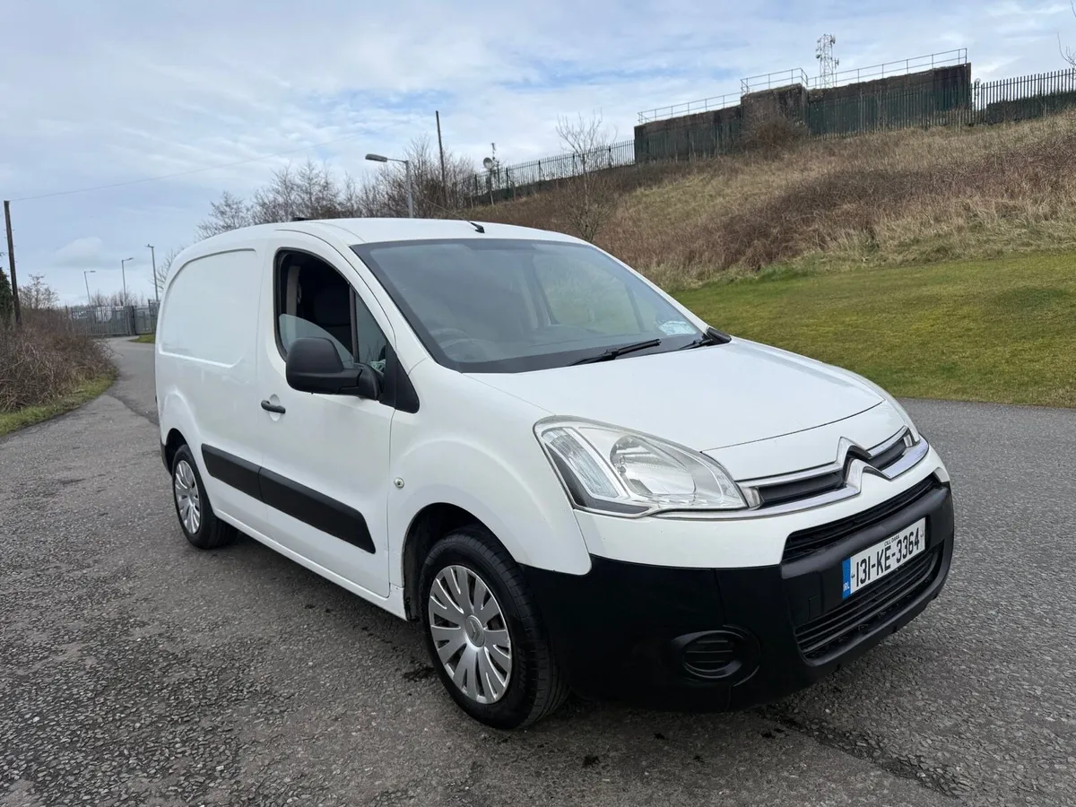 2013 Citroen Berlingo 1.6 HDI 3 Seats LX New DOE - Image 2