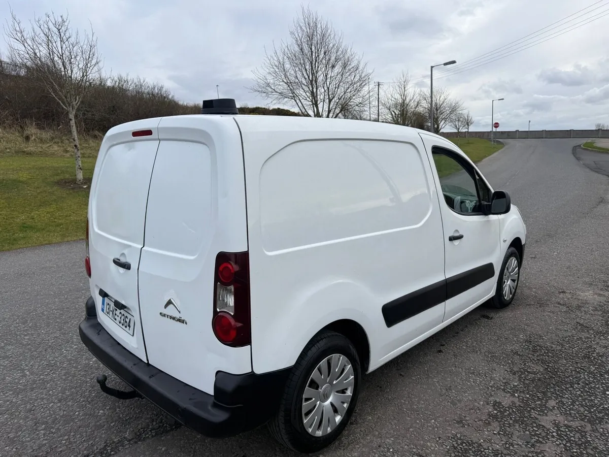 2013 Citroen Berlingo 1.6 HDI 3 Seats LX New DOE - Image 3