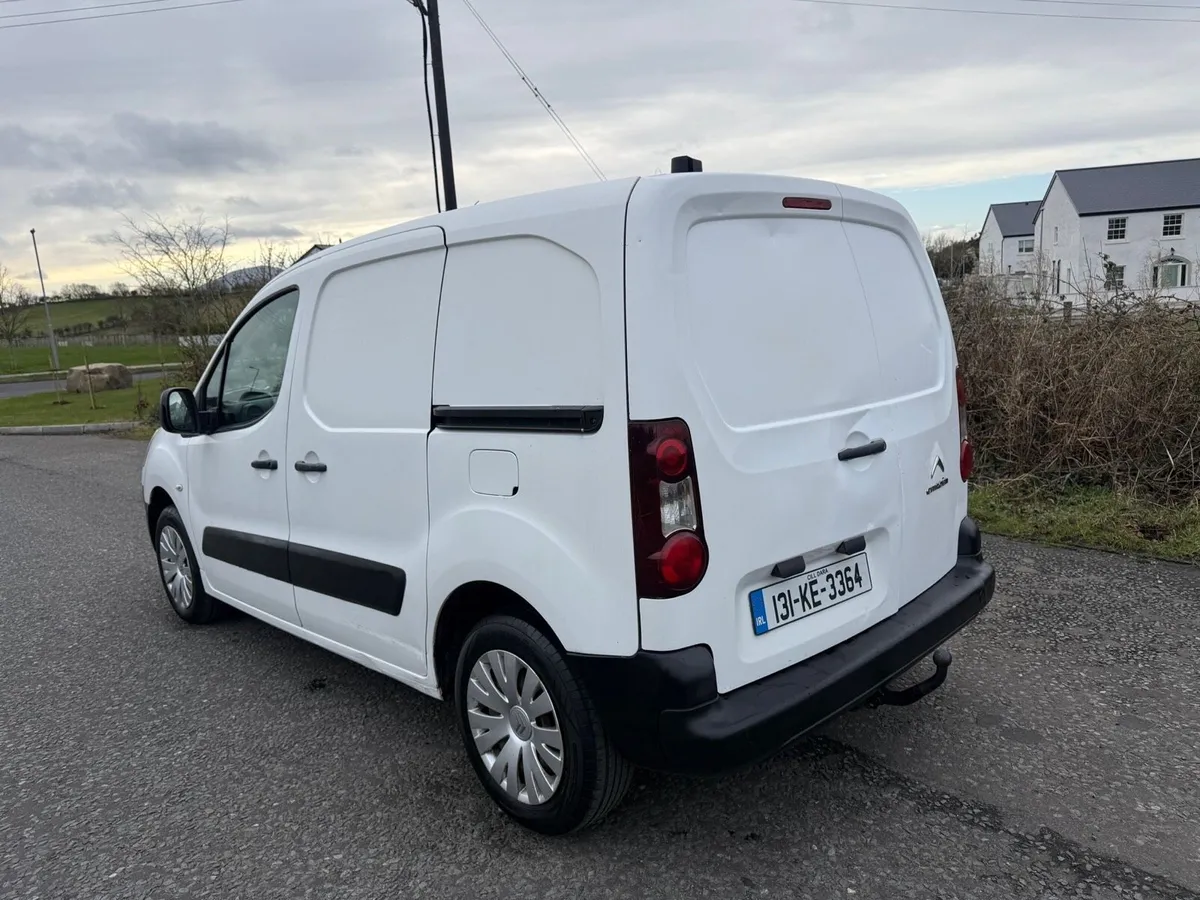 2013 Citroen Berlingo 1.6 HDI 3 Seats LX New DOE - Image 4