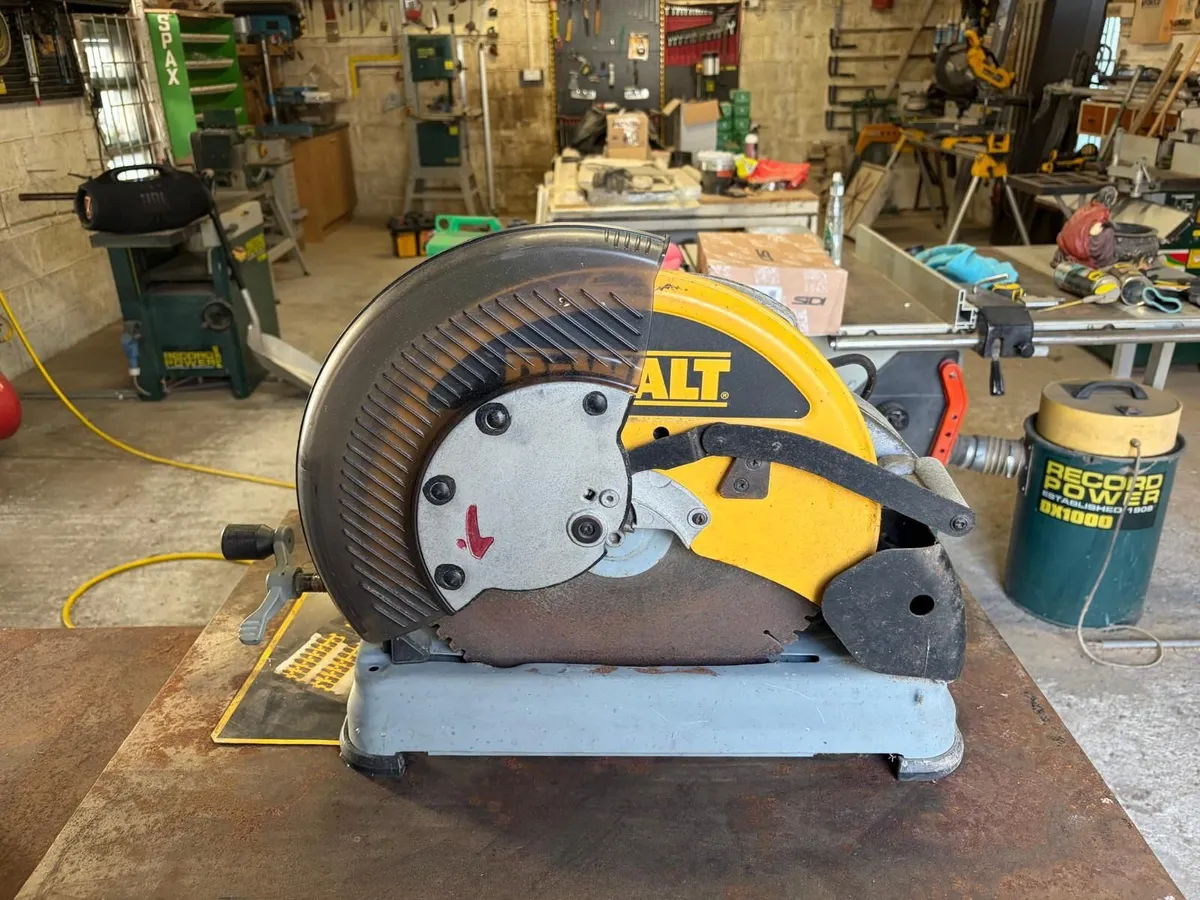 DeWalt DW872 355mm Metal Cut Off Saw - Image 3