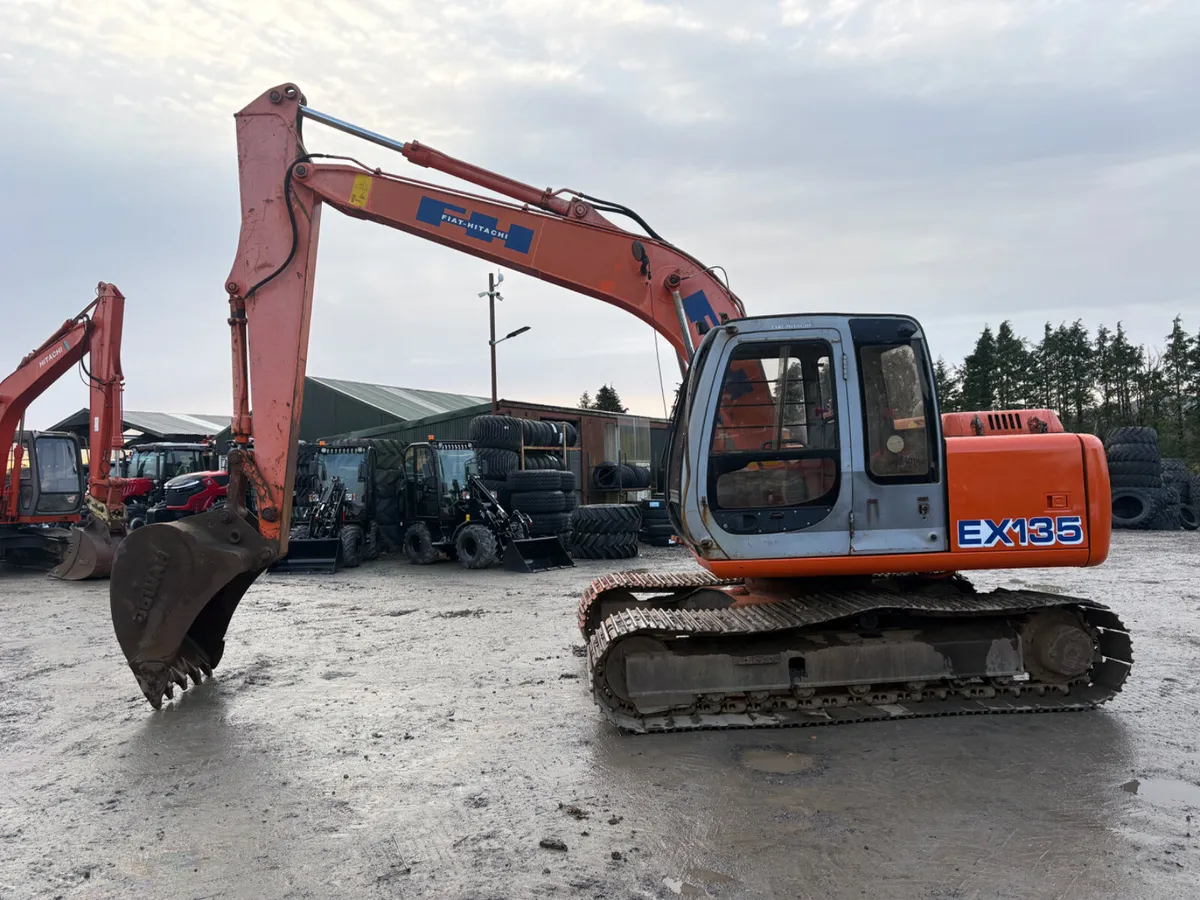 Ex135 hitachi - Image 1