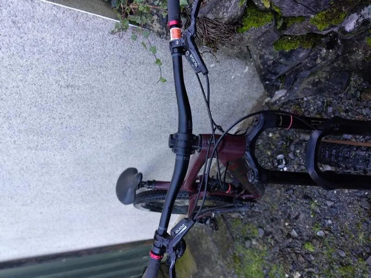 Trek Remedy 9.7 enduro full suspension Mountain Bike - Image 2