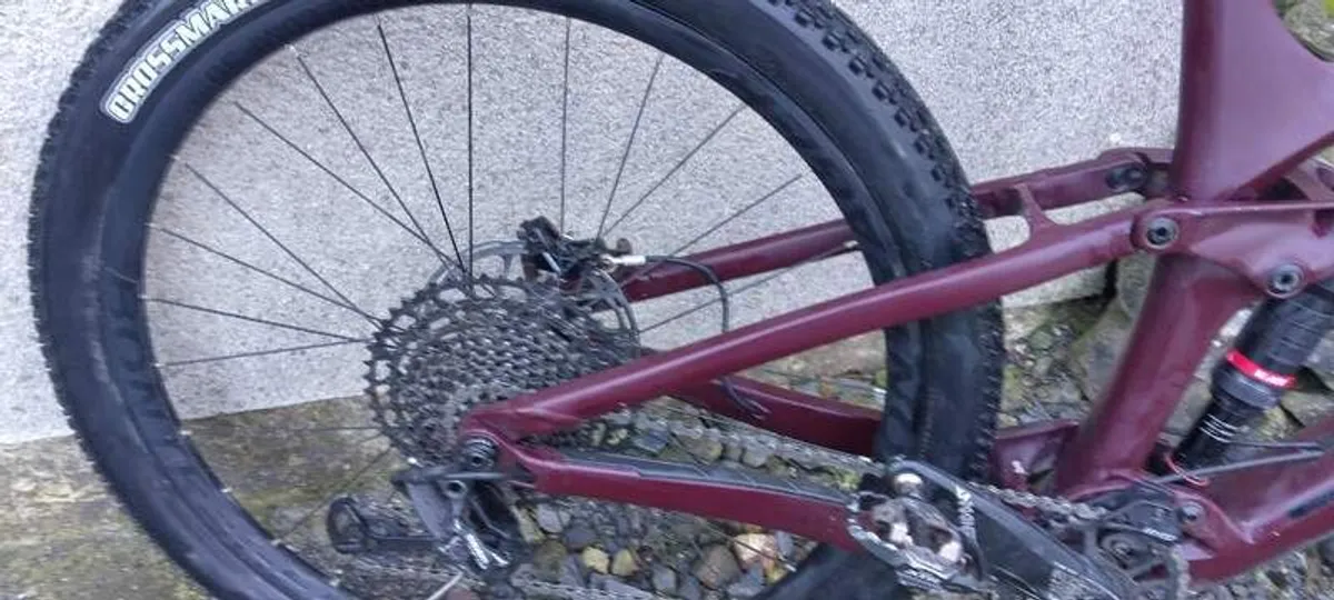 Trek Remedy 9.7 enduro full suspension Mountain Bike - Image 3